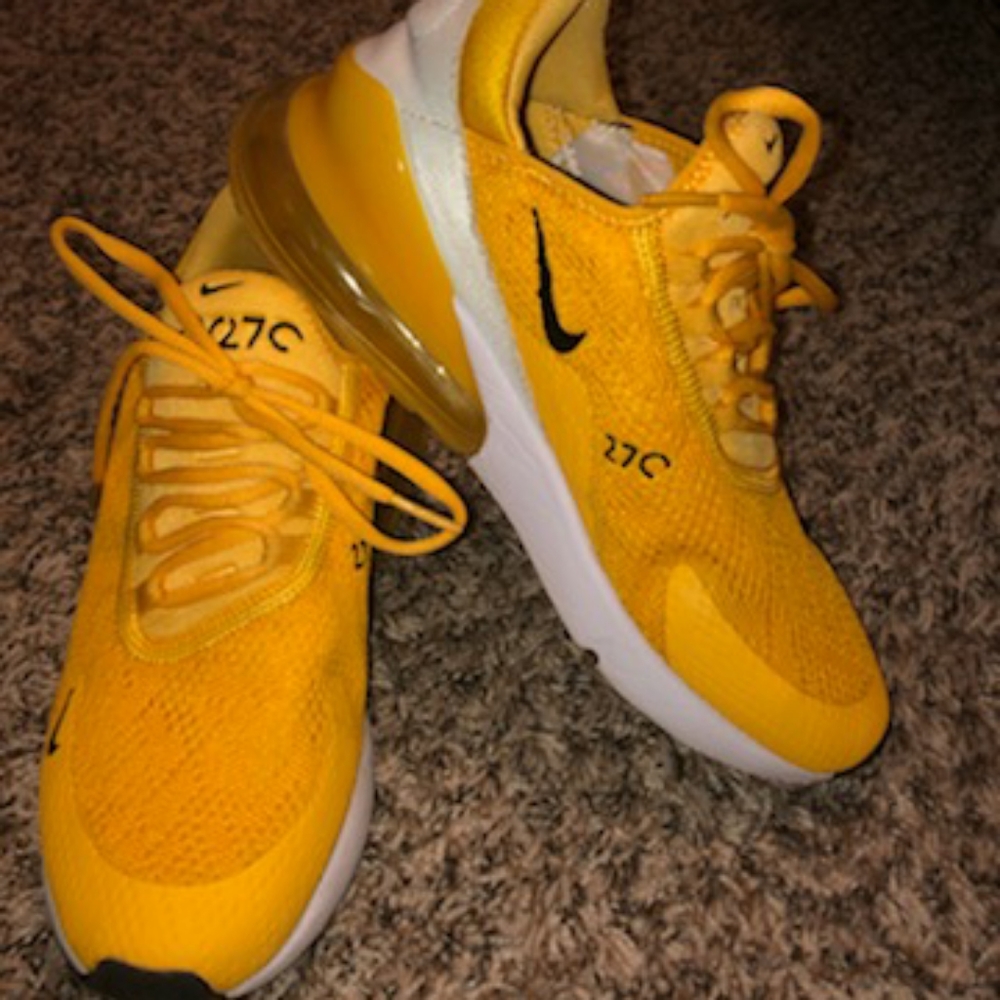 Nike 270